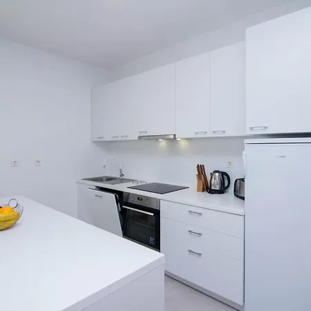 Radnik Apartment *